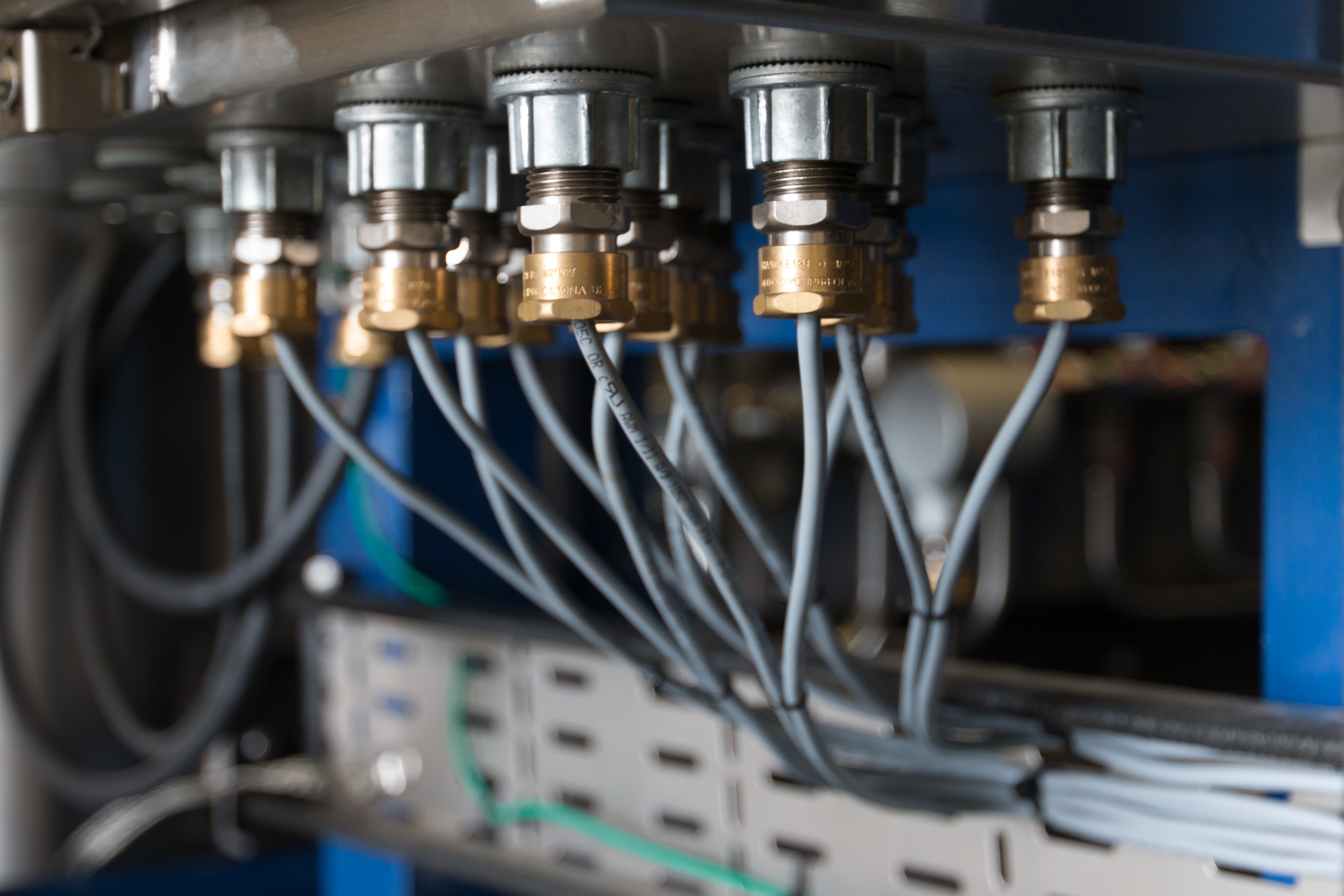 image of the mechanical inner tubing of a hydraulic gas SKID